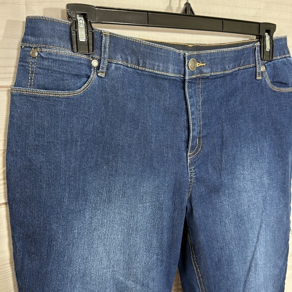 NWOT CJ Banks Comfort Waist Stretch Relaxed Fit Mid-Rise Jeans Size 16W Petite - Picture 3 of 9